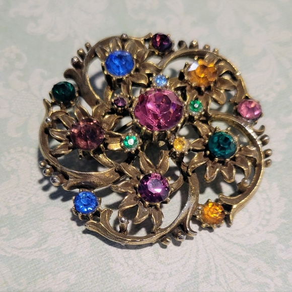 Bundle Of 5 Vintage Brooches - Picture 2 of 6